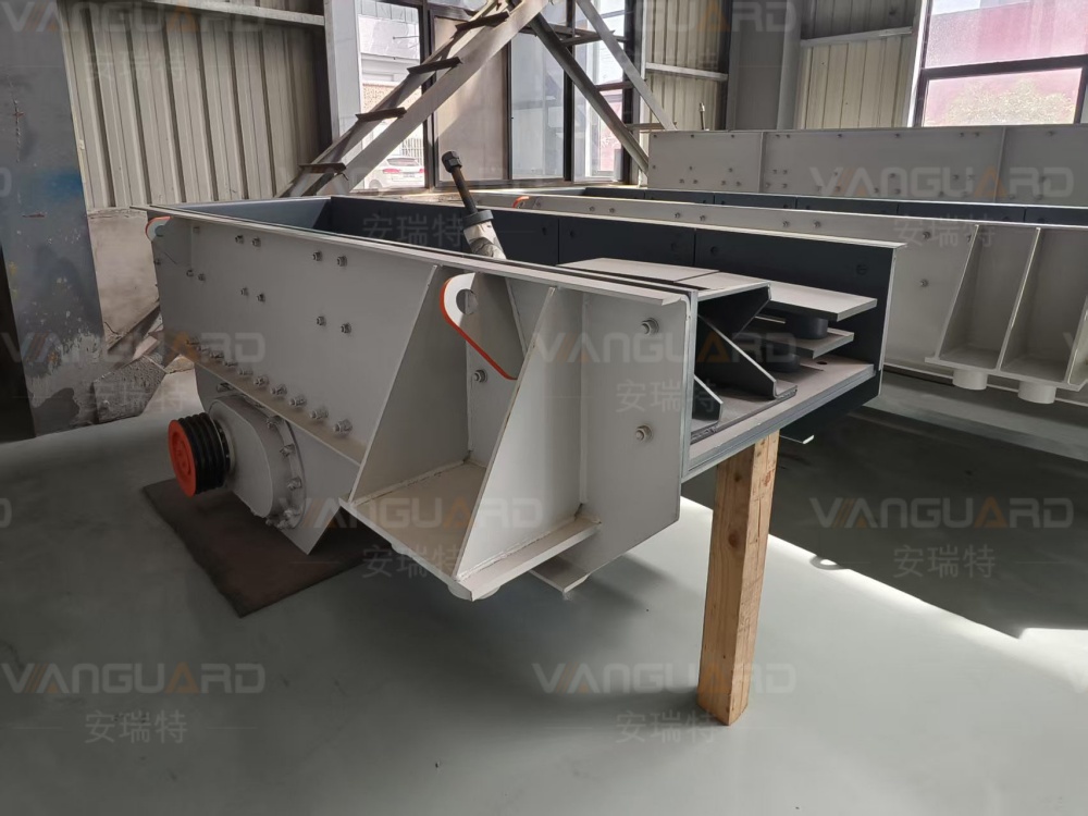 真空上料机_给料机_振动给料机